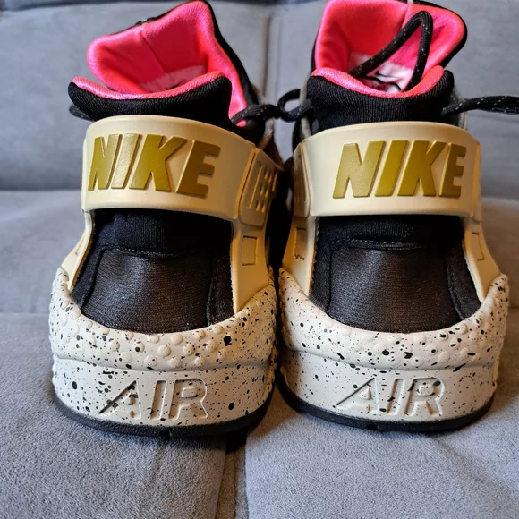 Nike Air huarache excellent condition!